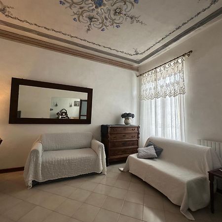 Villetta Stile Liberty A Marina Di Pisa Exterior photo